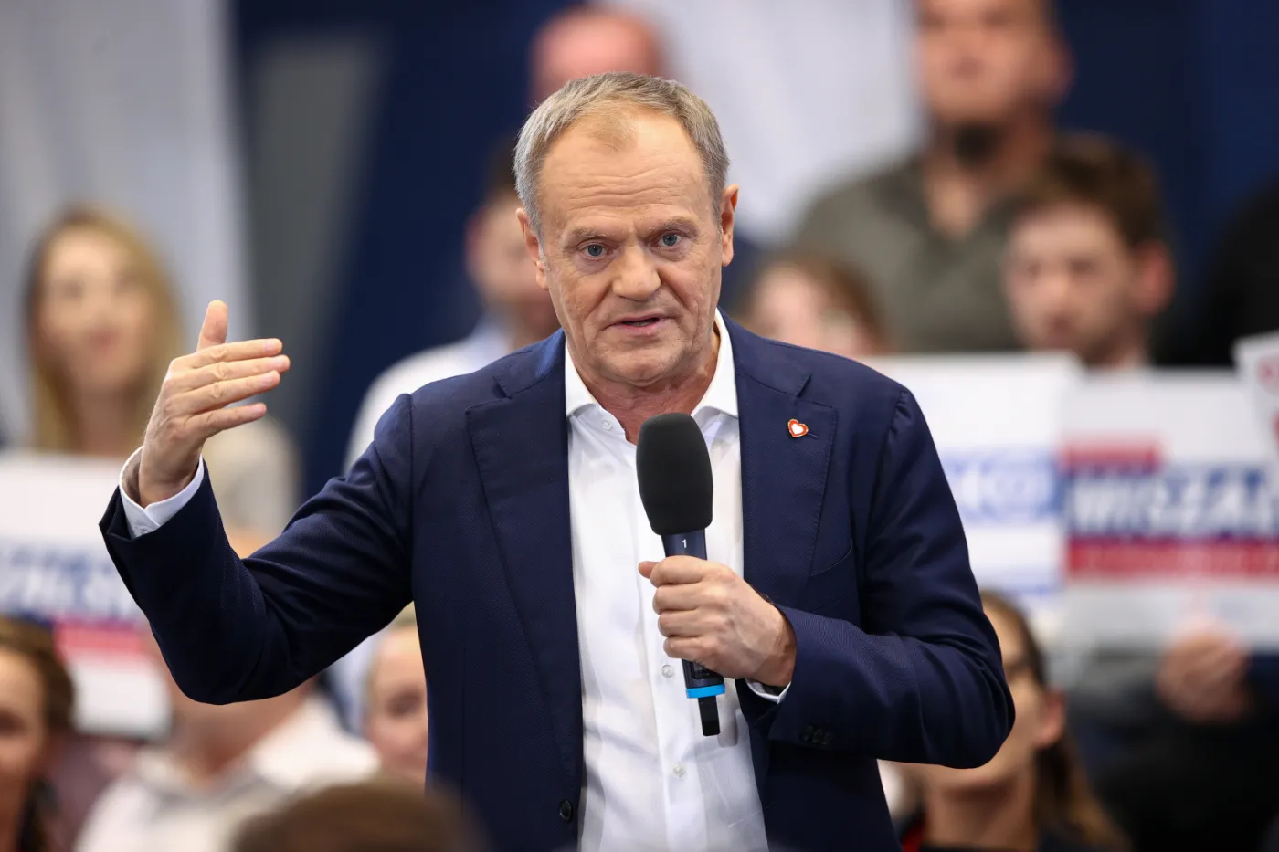 Dziecko wyznało Tuskowi, że było wykorzystane seksualnie. Premier zareagował