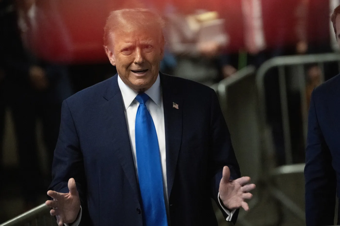 Pierwszy dzień procesu Trumpa. Prokurator zarzucił mu "oszustwo wyborcze"
