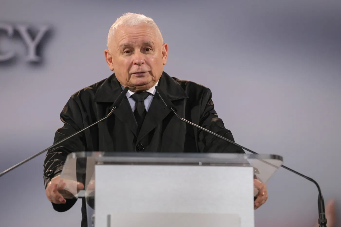 Sondaż. Polacy wskazali, kto mógłby zastąpić Kaczyńskiego