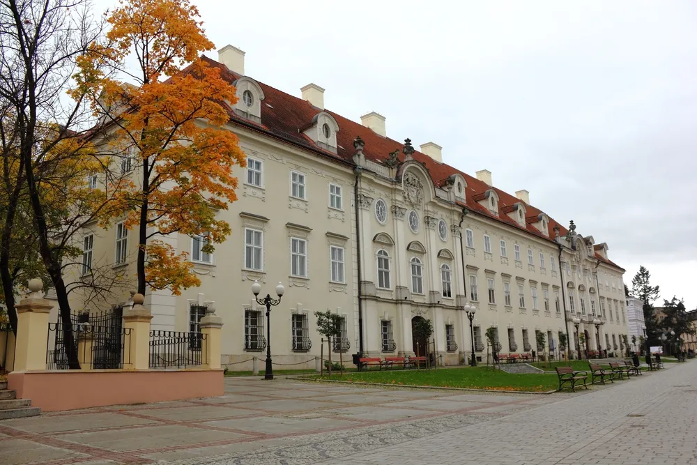 3287672-cieplice-zdroj.jpg