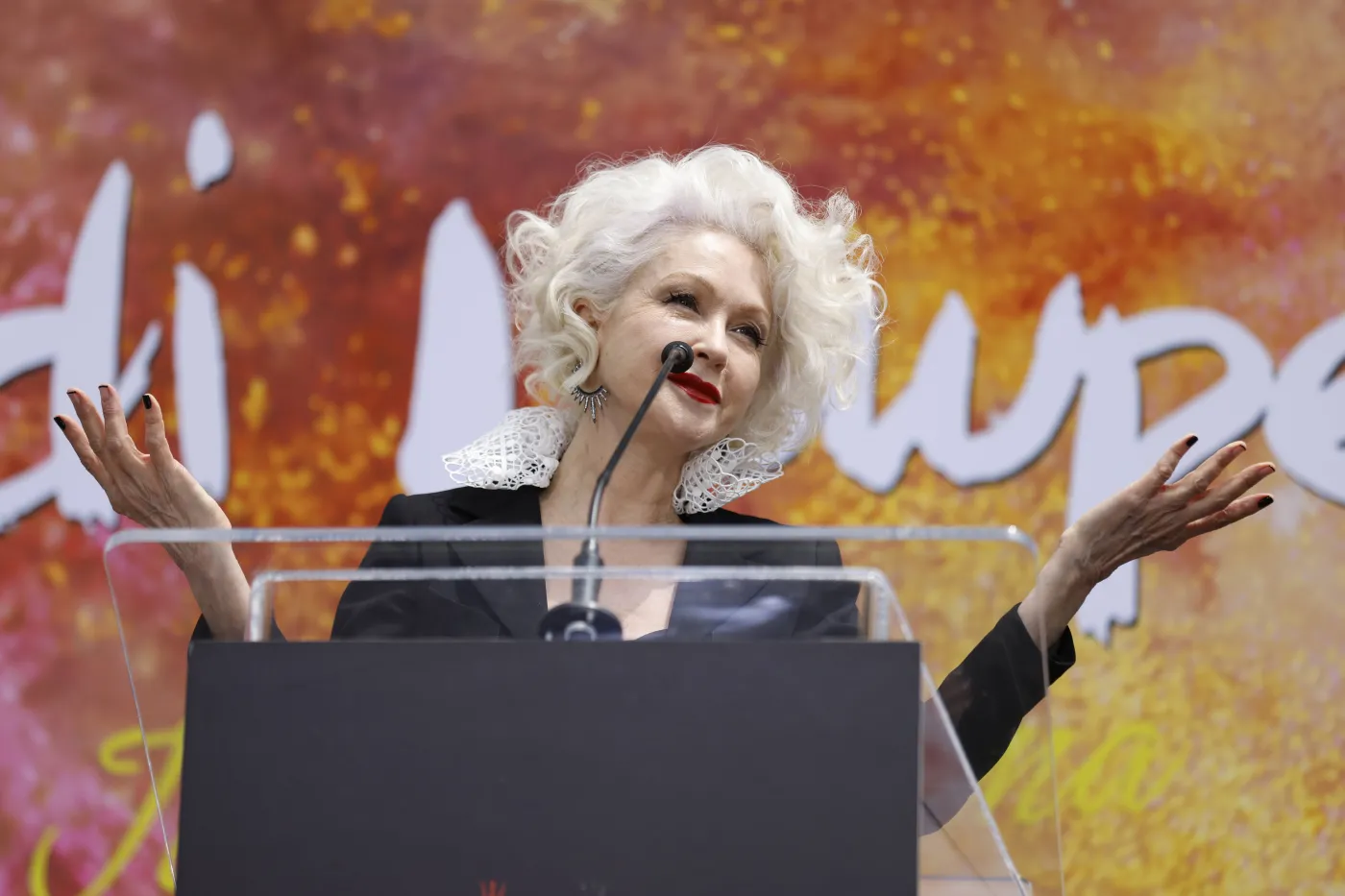 "Girls Just Wanna Have Fun". Cyndi Lauper w Polsce w ramach pożegnalnej trasy. Gdzie i kiedy kupić bilety?