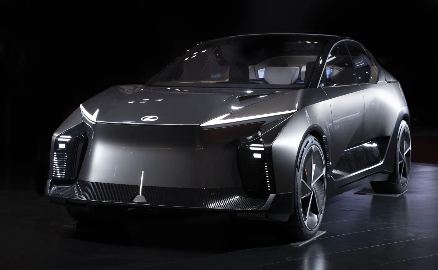 Lexus LF-ZL