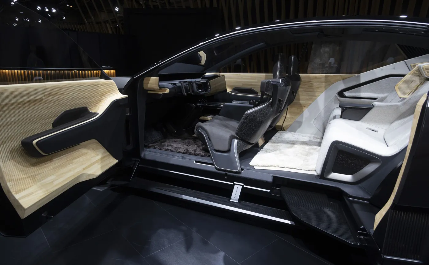 Lexus LF-ZL