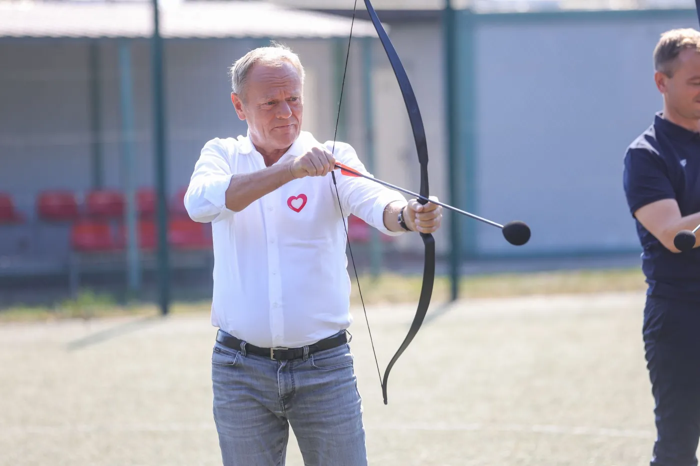 Premier: KAS i inne służby bezlitośnie rozliczą związki i działaczy