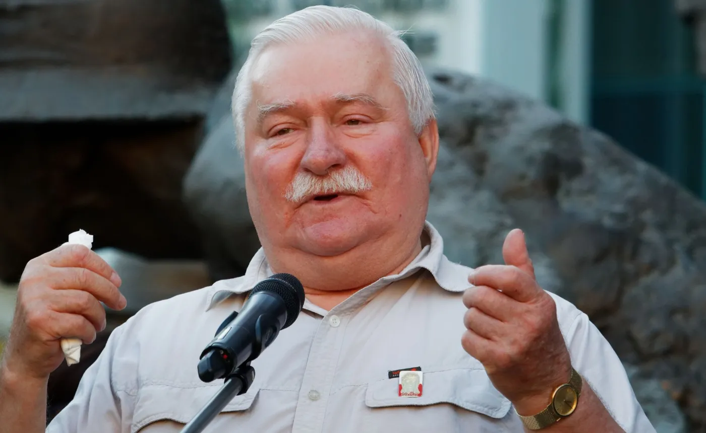 SN nie przyjął do rozpoznania kasacji Wałęsy. "Ikona Tuska na kolanach!"