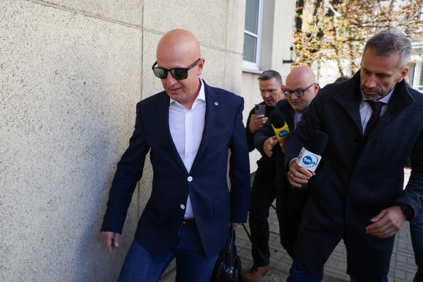 Generał Szymczyk usłyszał zarzuty w sprawie wybuchu granatnika
