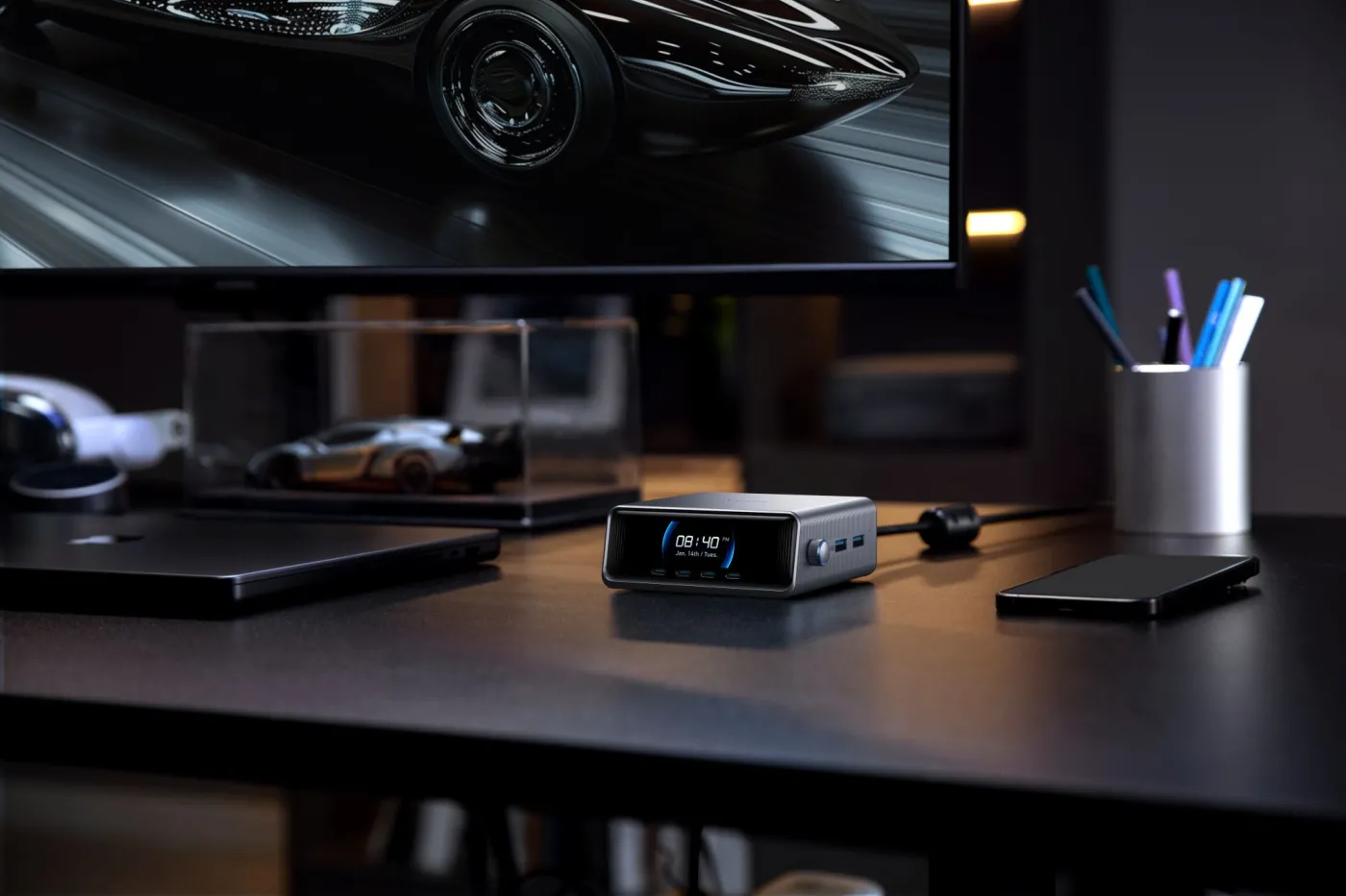 Stylowa ładowarka o gigantycznej mocy i bezprzewodowy powerbank. Anker pokazuje nowości