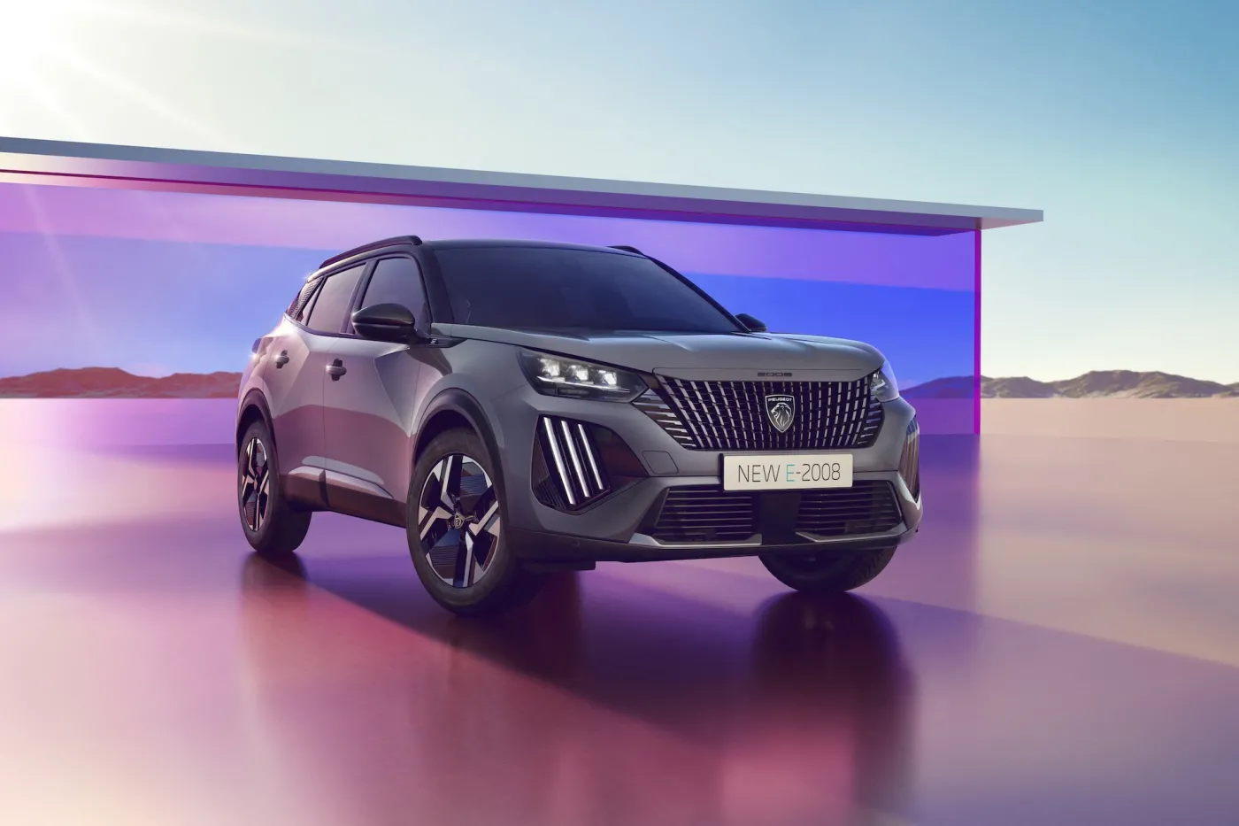 Peugeot 2008, podobnie jak Kia Niro, występuje również w wersji elektrycznej