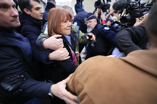 "Potwór z Awinionu" skazany. Zapraszał 50 mężczyzn, aby gwałcili jego żonę