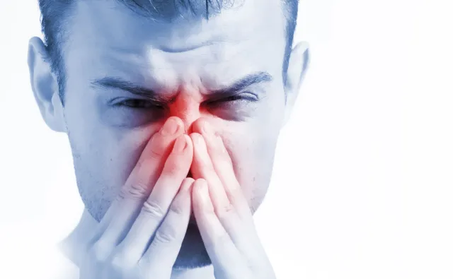 Dokucza ci alergia? Zwróć uwagę na zdrowie jamy ustnej. Grozi ci kandydoza...