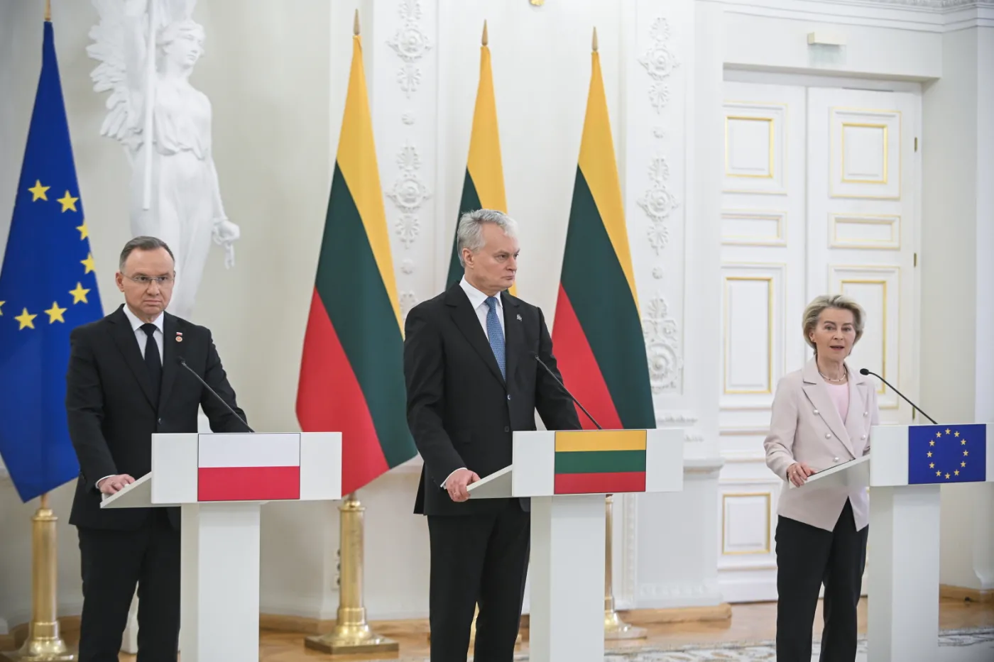 Andrzej Duda, Gitanas Nauseda, Ursula von der Leyen