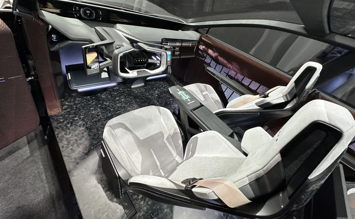 Lexus LF-ZC