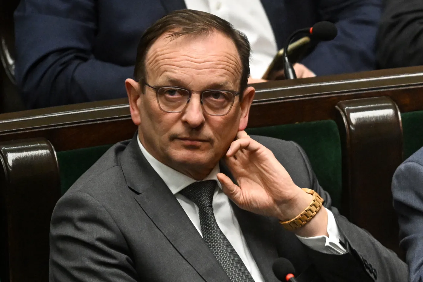 Krzyknął "kula w łeb" pod adresem Tuska. "Poseł PiS ma cały arsenał broni"
