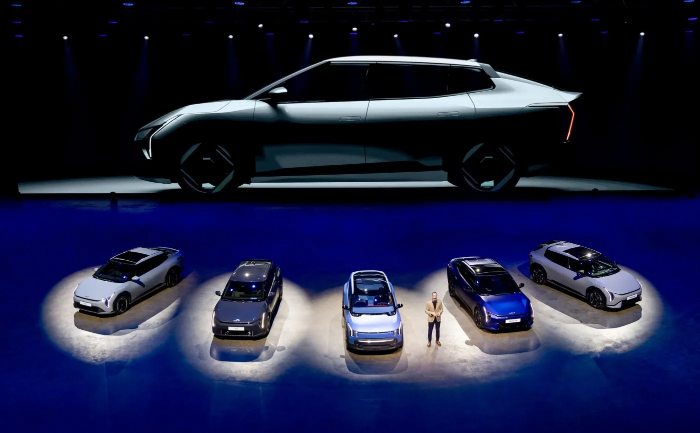 Kia sypie premierami. Nowy sedan i hatchback 5d to trzęsienie ziemi