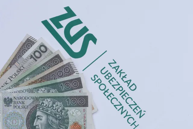 2049 zł netto co miesiąc od marca 2025! Dla kogo nowy dodatek z ZUS?