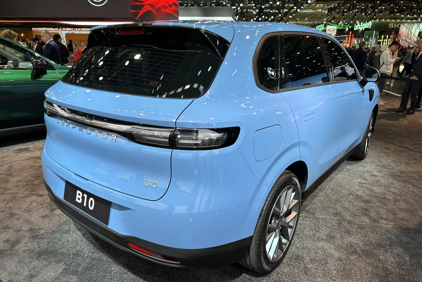 Leapmotor B10