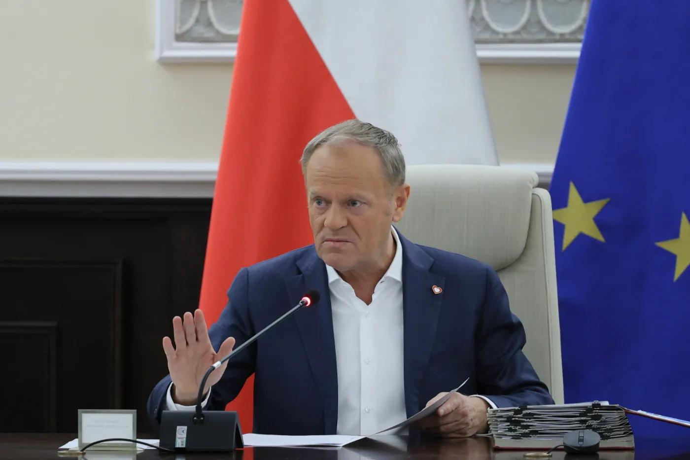 Złe wieści dla Donalda Tuska. Polacy wypowiedzieli się w sondażu