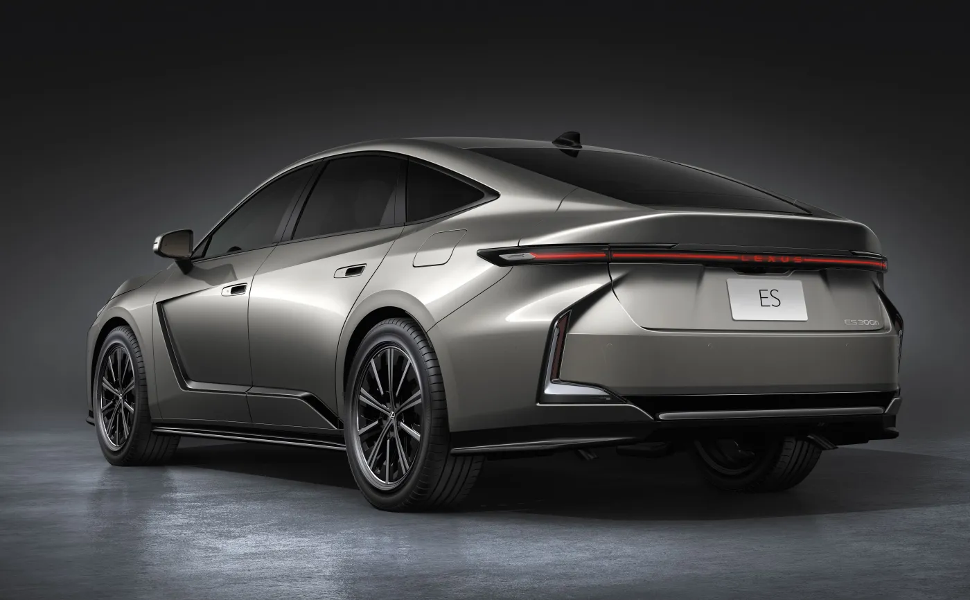 Nowy Lexus ES