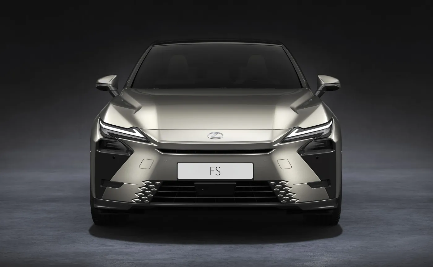 Nowy Lexus ES