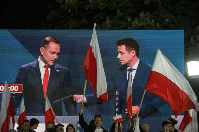 Debata prezydencka. Prof. Antoni Dudek wskazuje "oczywistego zwycięzcę"