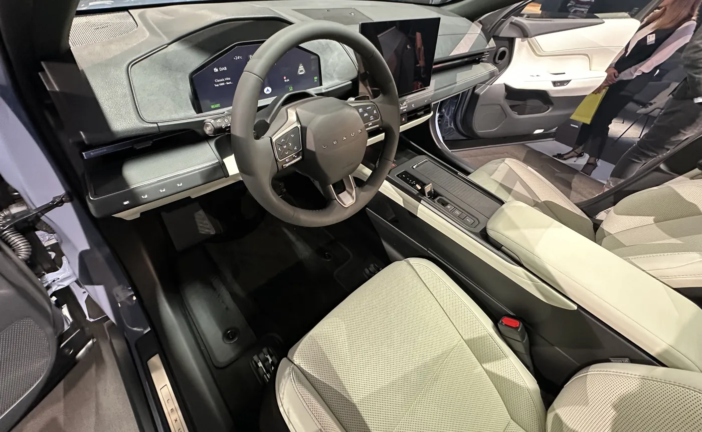 Nowy Lexus ES
