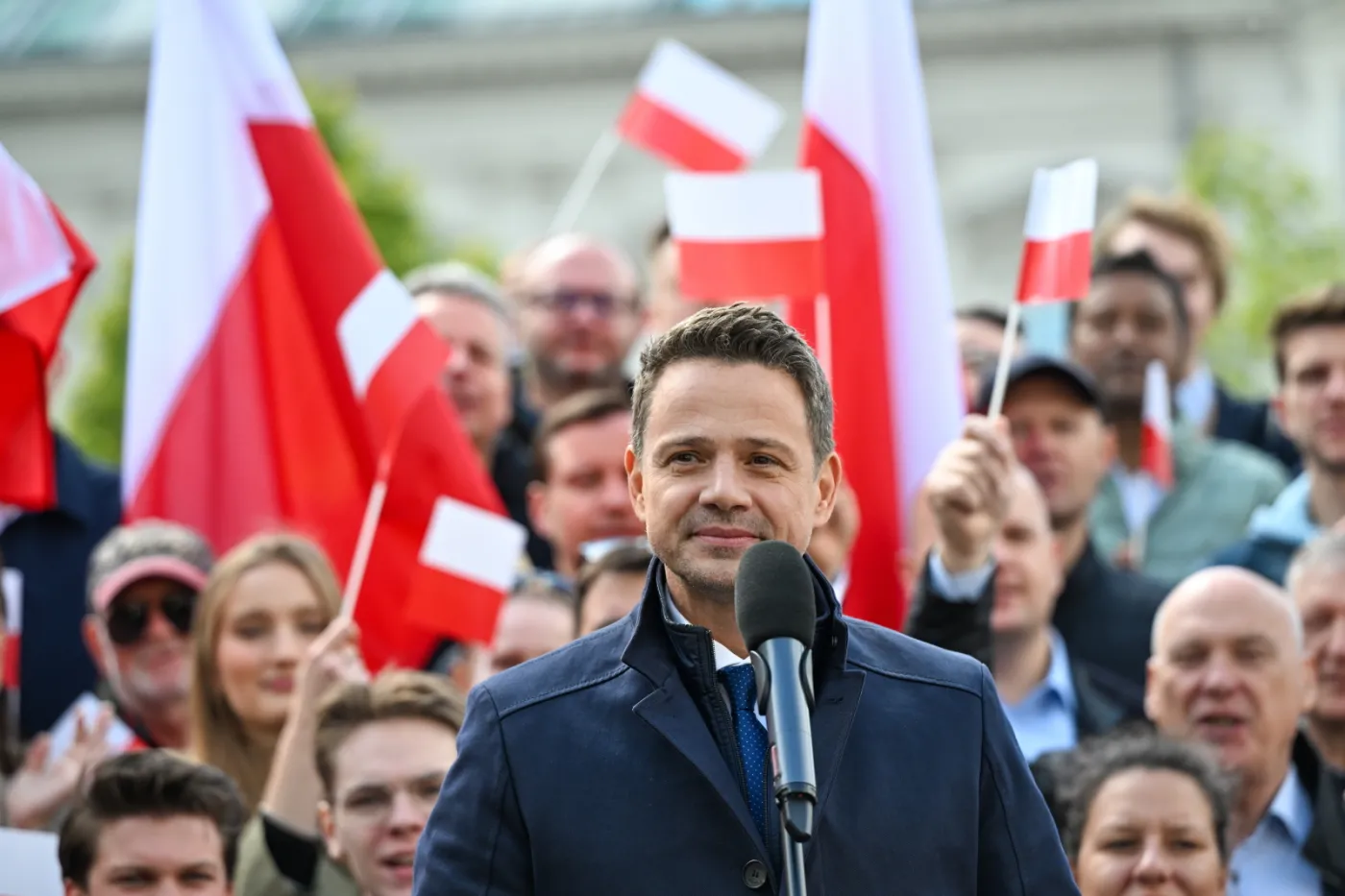 Trzaskowski przegra w II turze? Trzy czynniki będą kluczowe