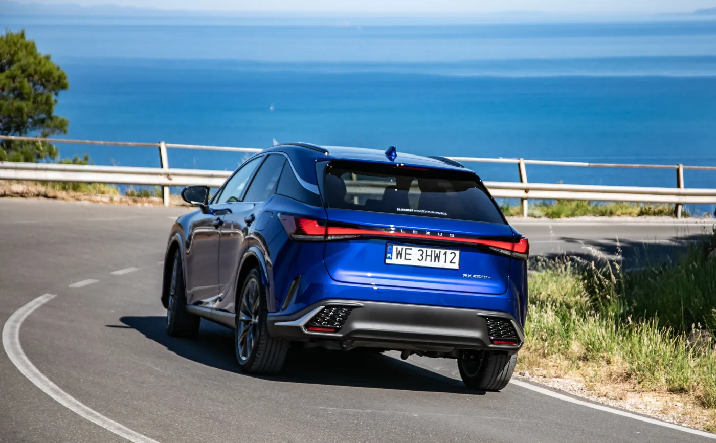 Lexus RX 450h+