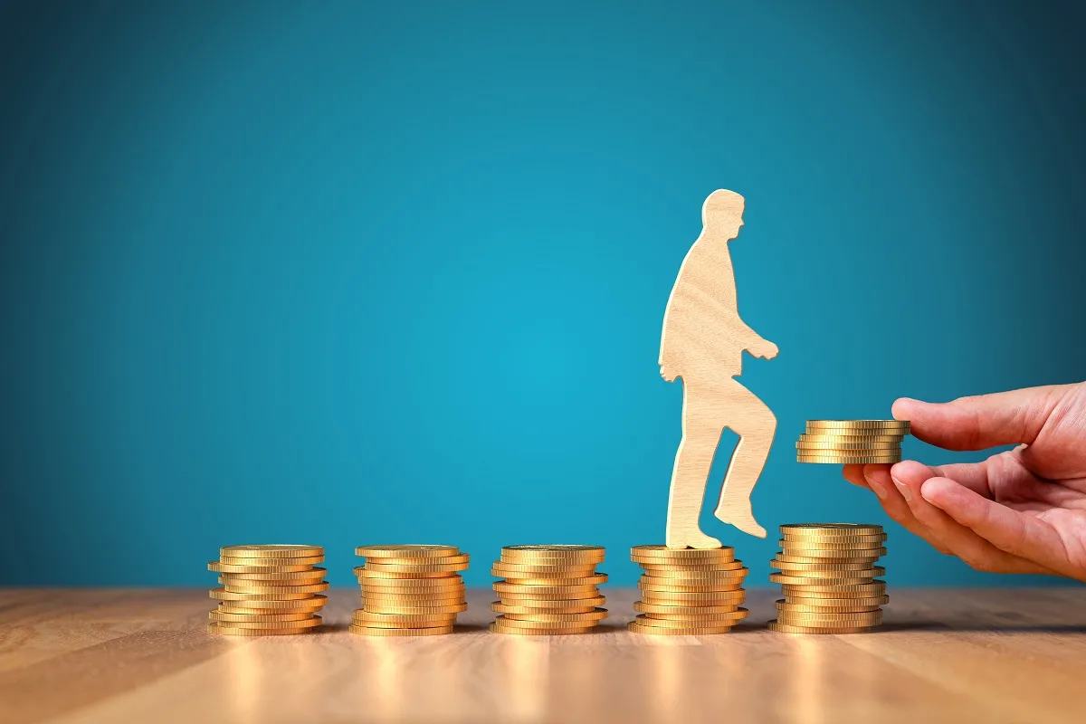 Wzrost płacy minimalnej w 2026. O ile realnie wzrosną Twoje zarobki i czy dogonisz inflację?