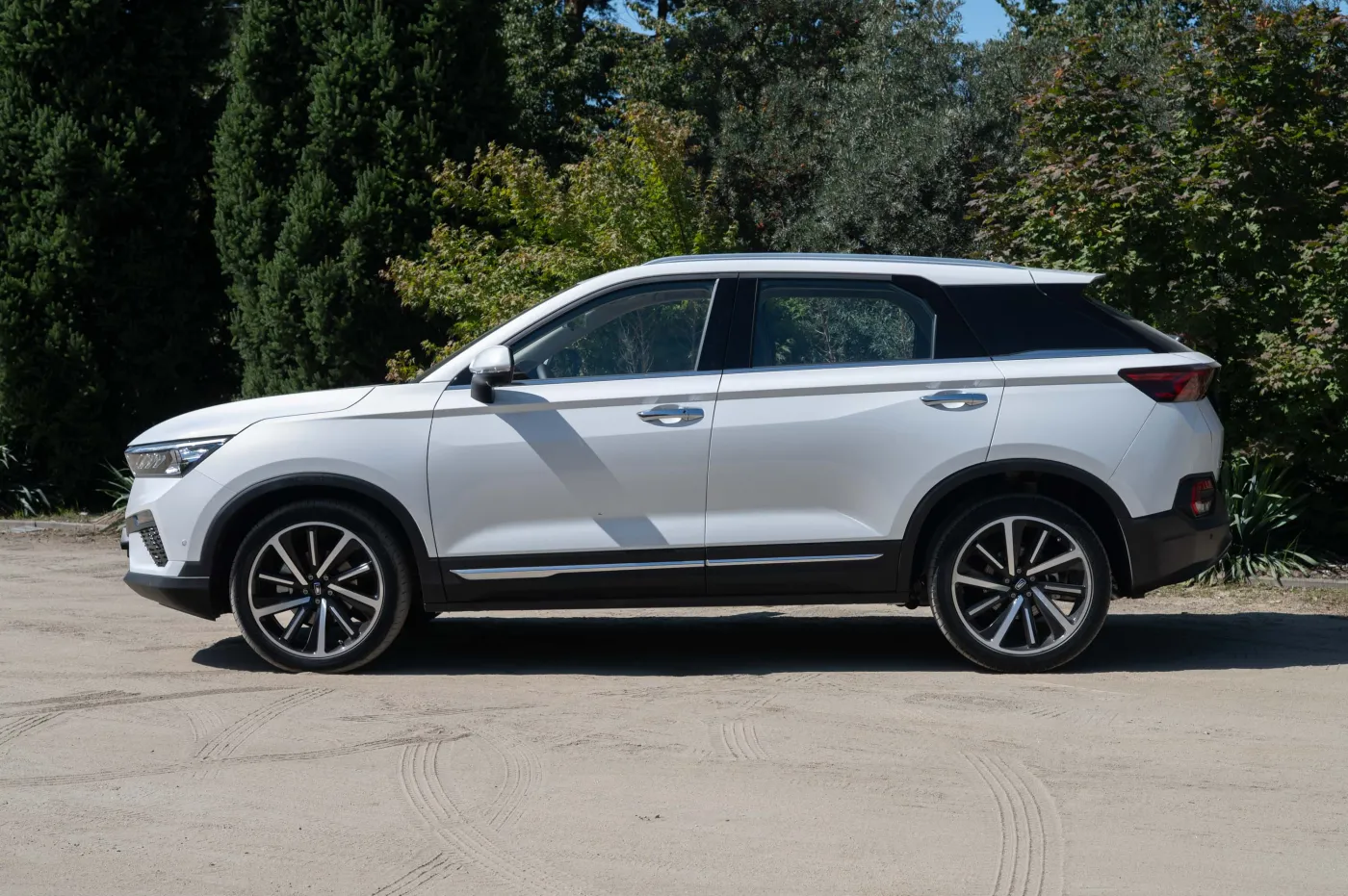 Bestune T77