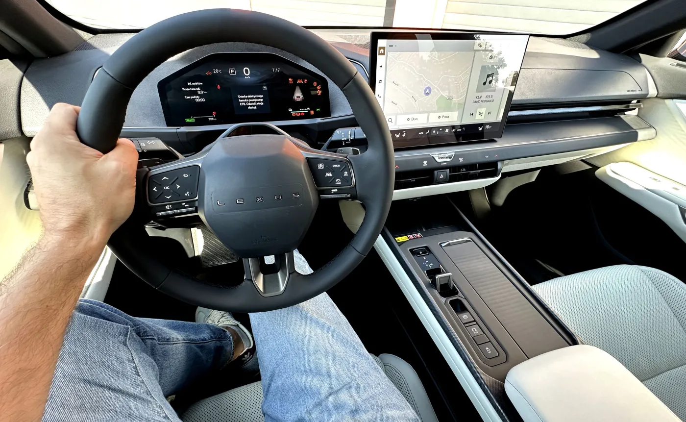 Nowy Lexus ES