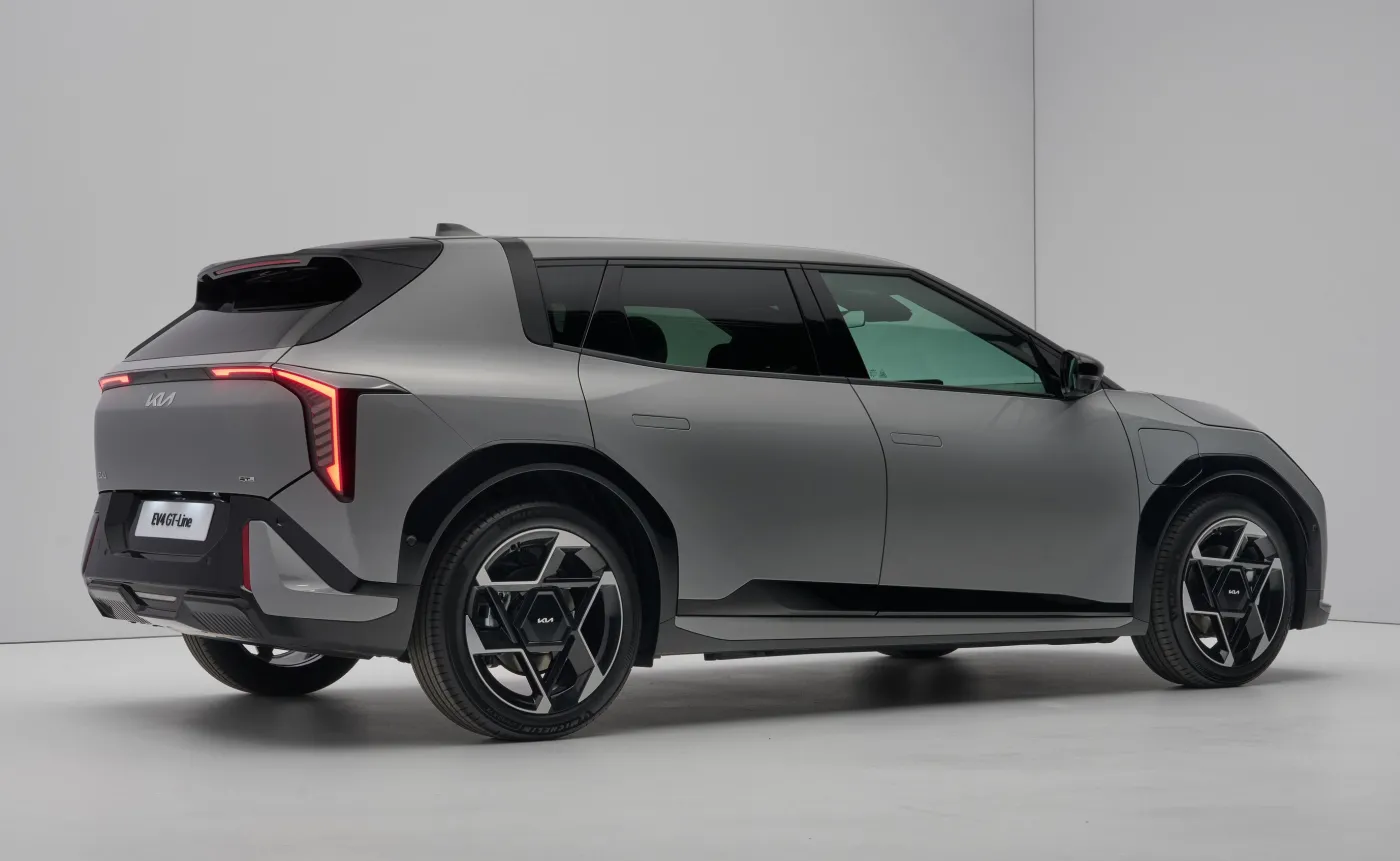 Nowa Kia EV4