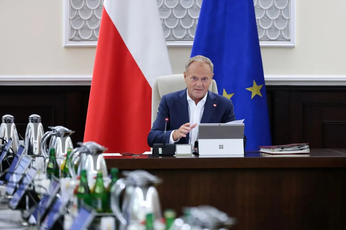 Gorąca debata o edukacji zdrowotnej. Premier Tusk poleca posłom PiS… kreskówkę