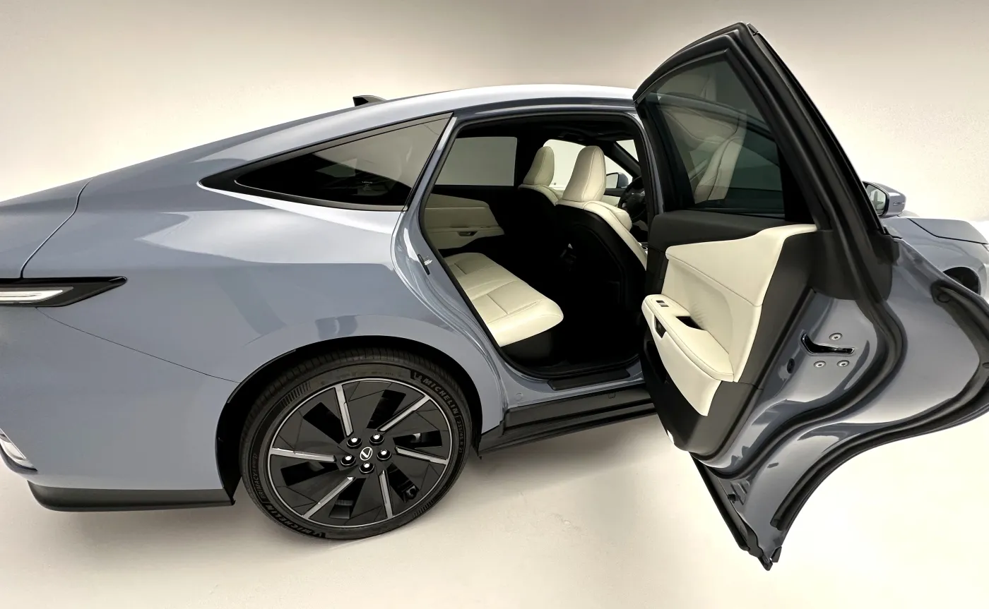 Nowy Lexus ES