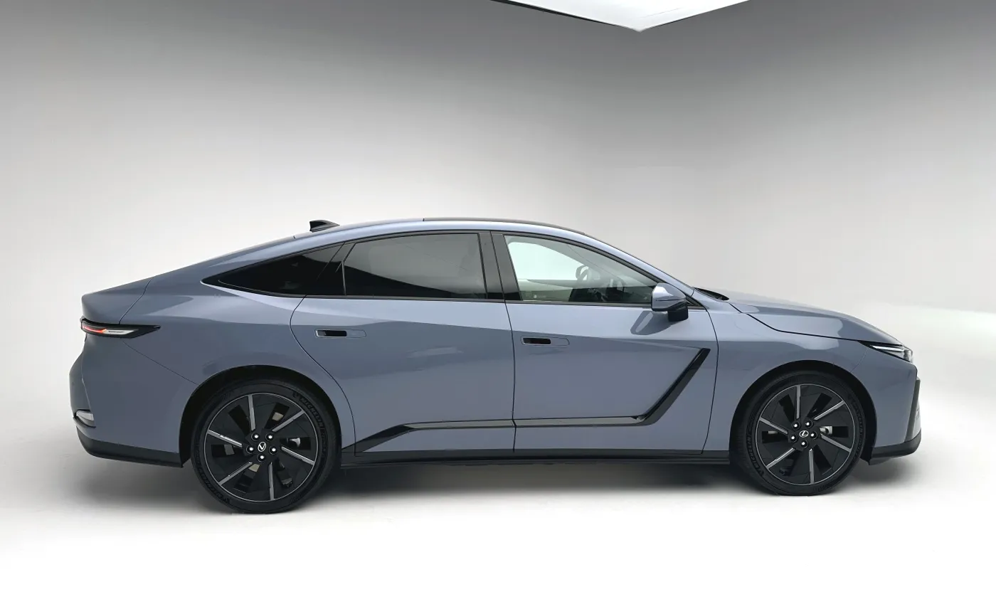 Nowy Lexus ES