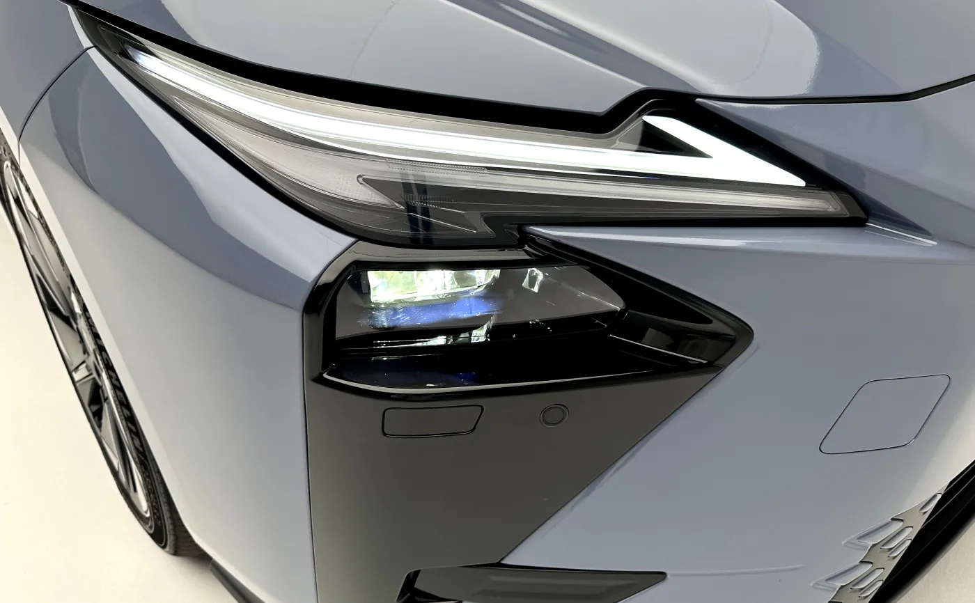 Nowy Lexus ES