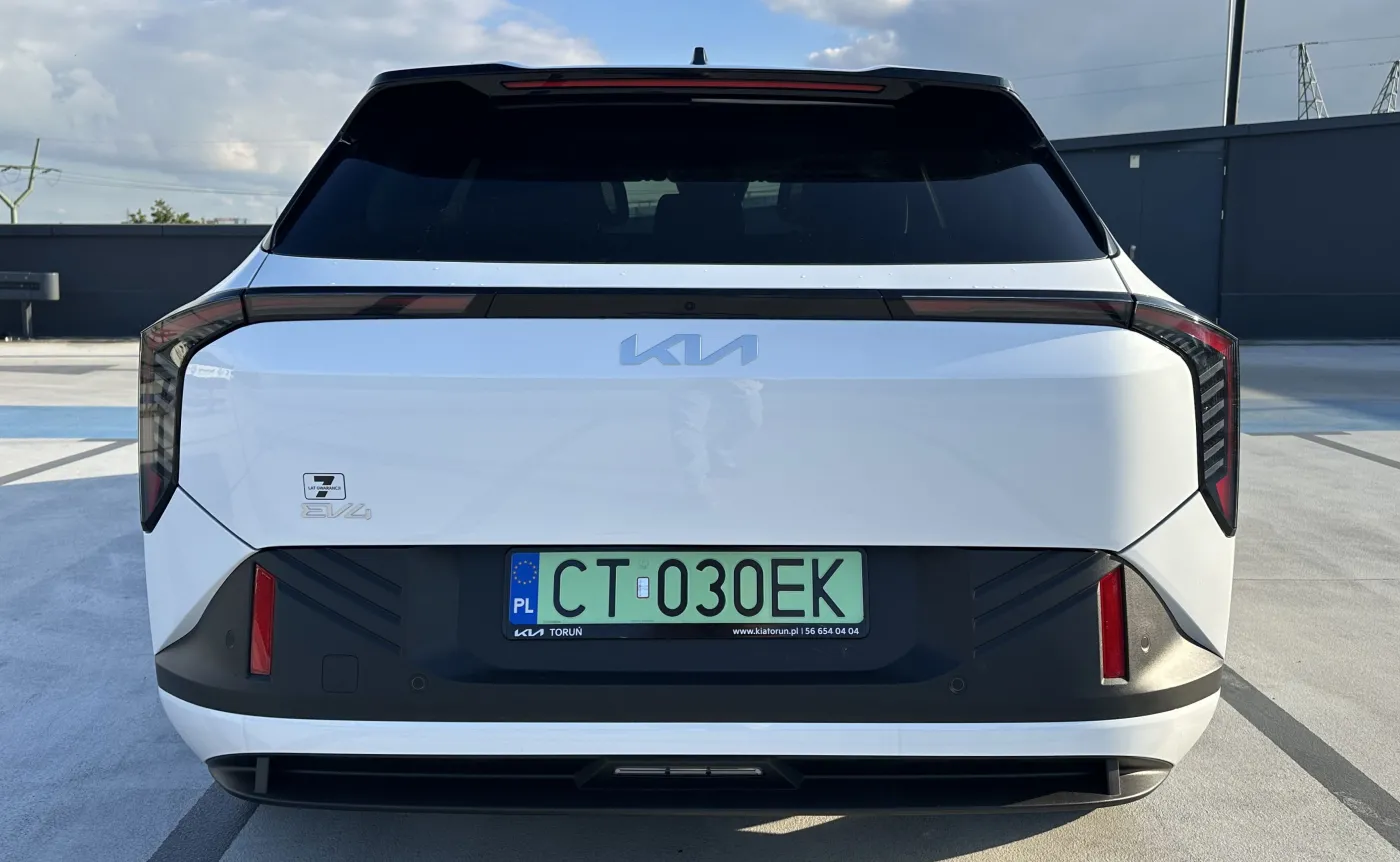 Nowa Kia EV4