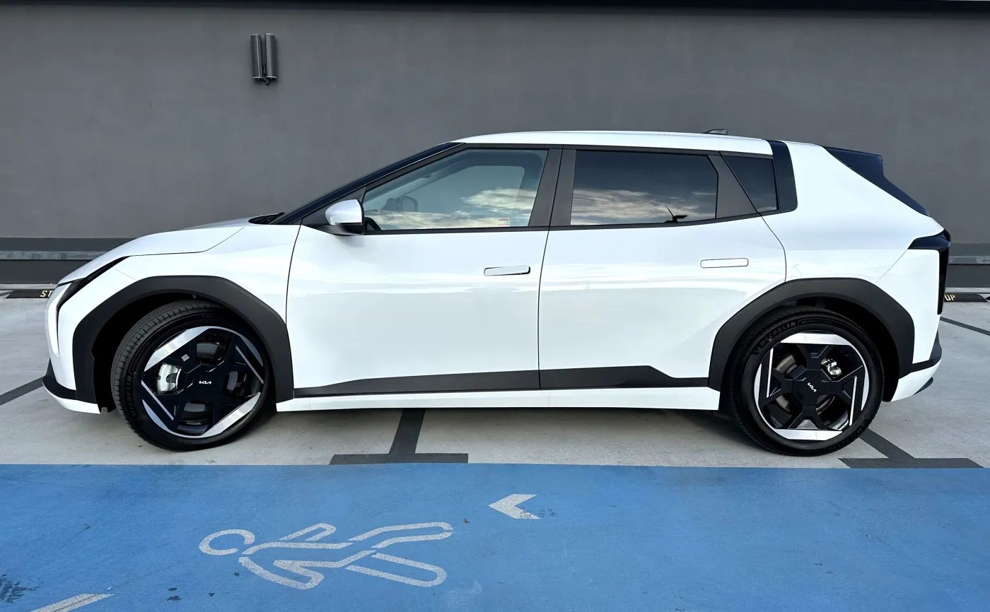 Nowa Kia EV4