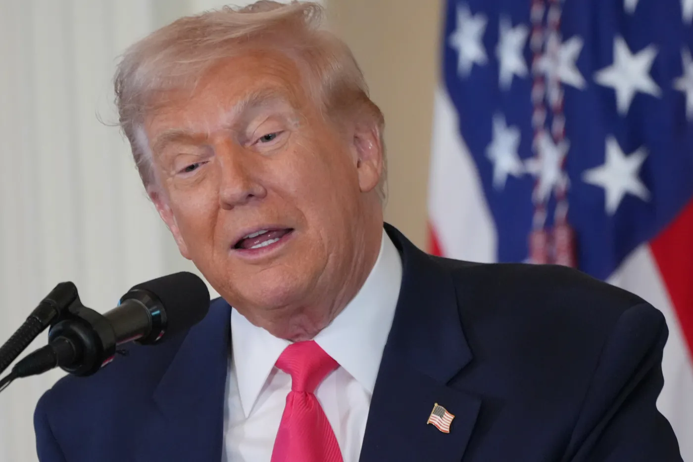 Bunt w MAGA. "Pobłażliwa" polityka imigracyjna Trumpa wzbudziła wściekłość