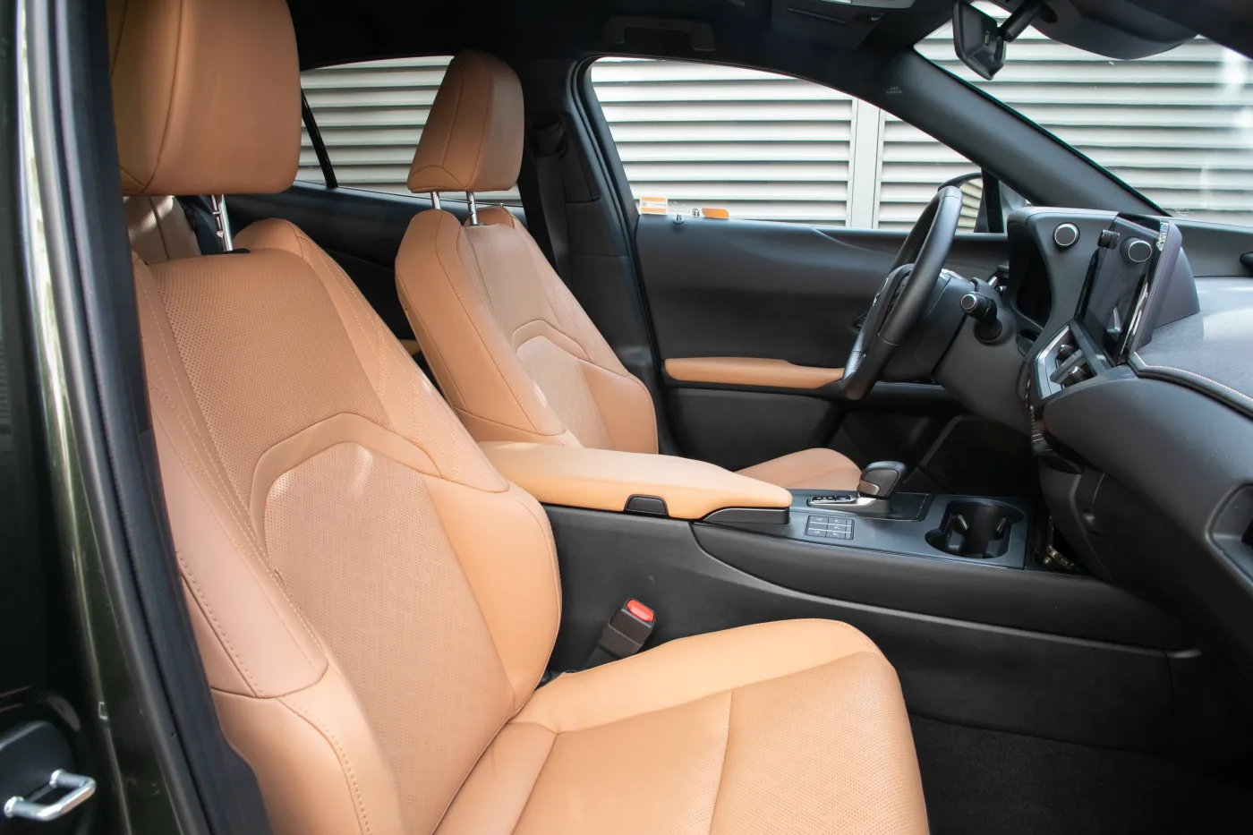Lexus UX 300h