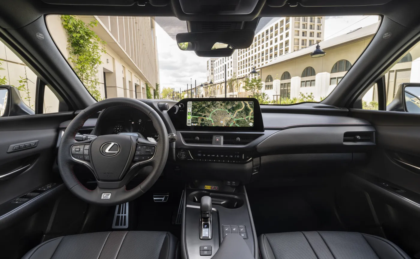Lexus UX 300h