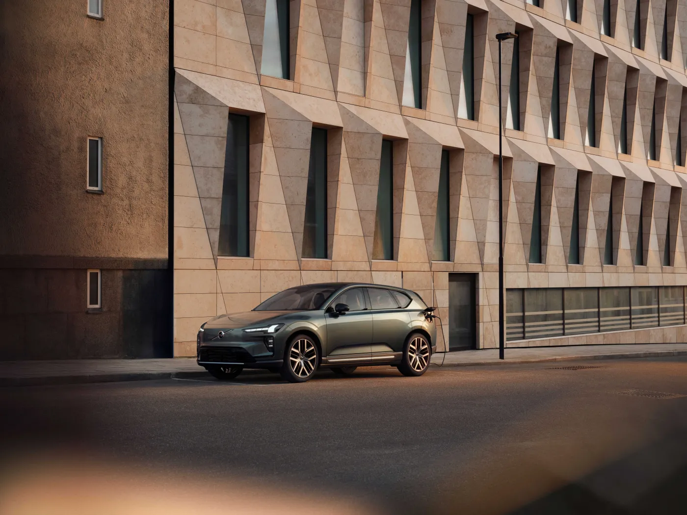 Volvo EX60