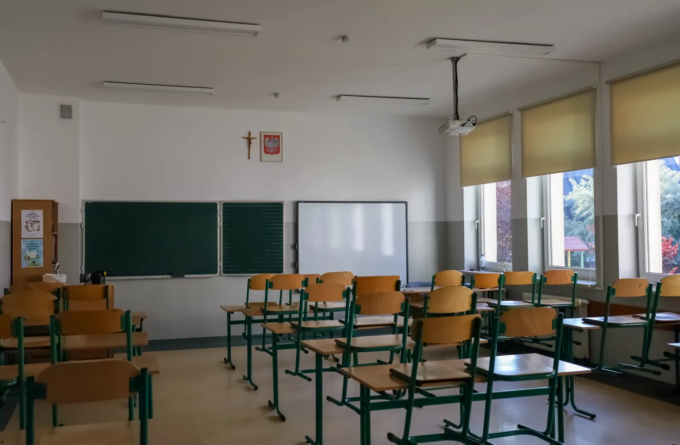 „Nauczyciel się na mnie uwziął”. Jak powinni reagować rodzice, gdy dziecko czuje się niesprawiedliwie traktowane