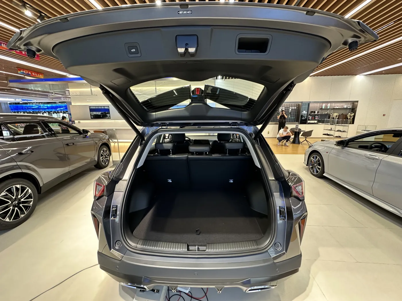 GAC Emzoom