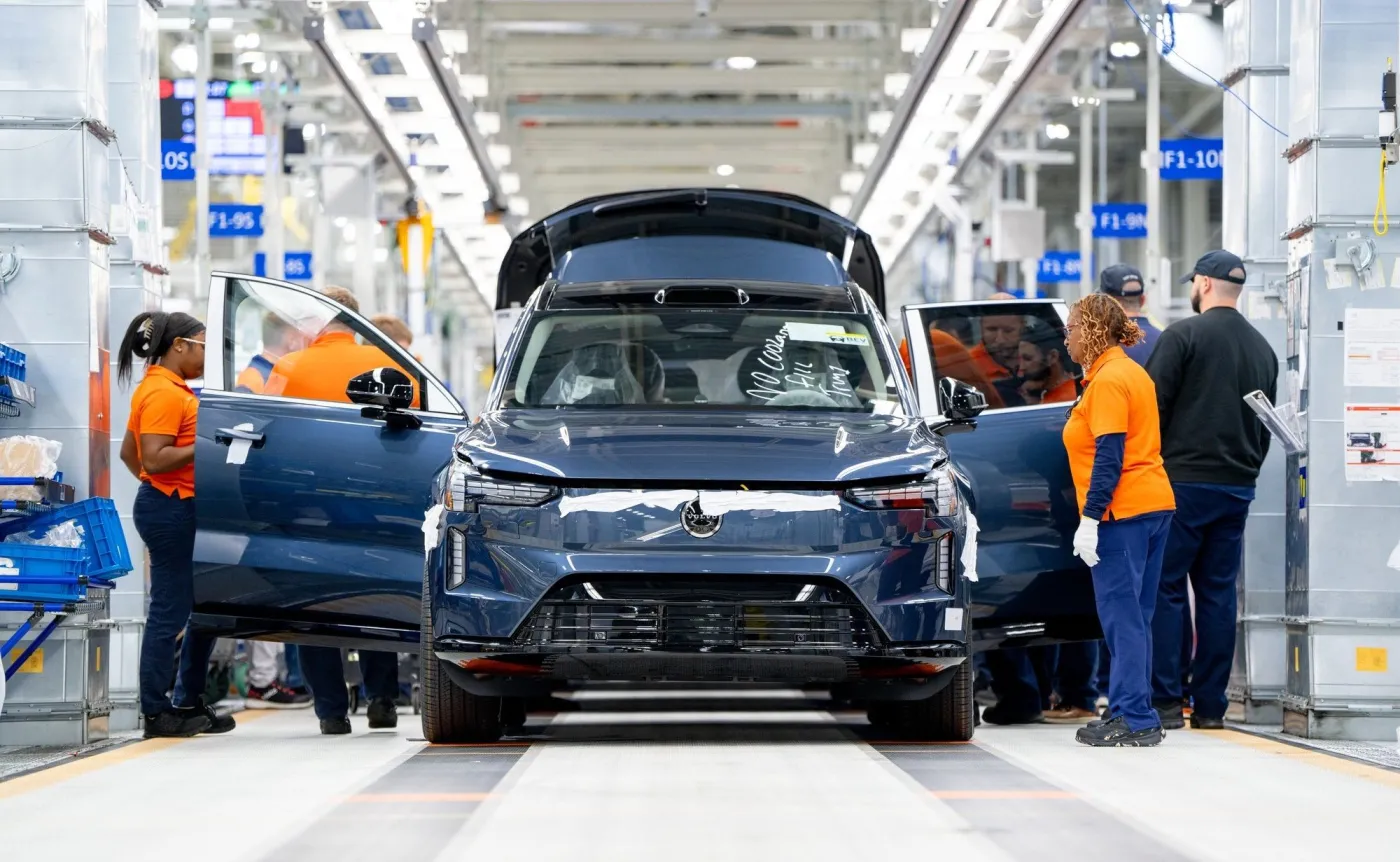 Volvo EX90