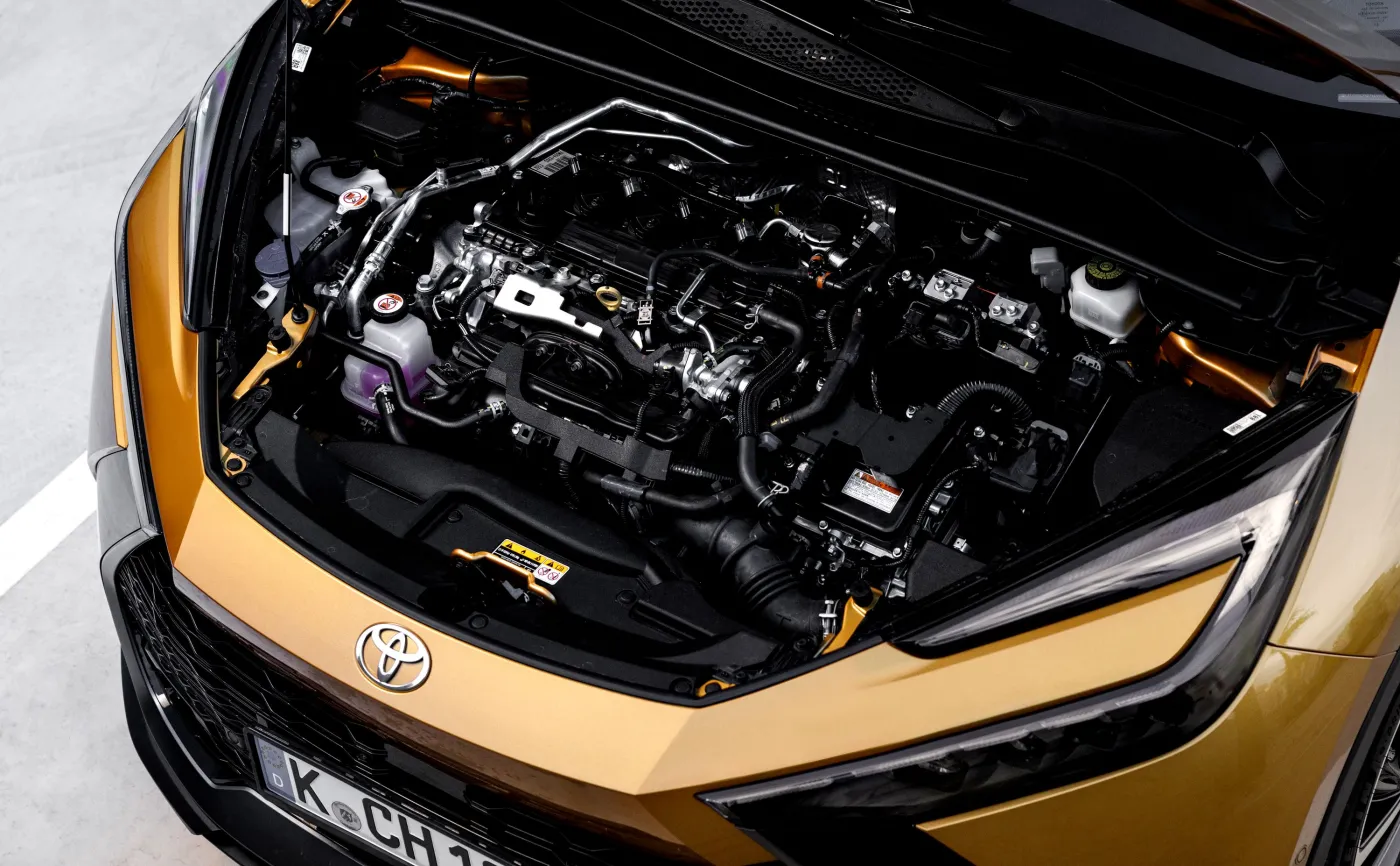Nowy SUV Toyoty spala 4,7 l na 100 km. Ceną odcina się od chińskiej konkurencji