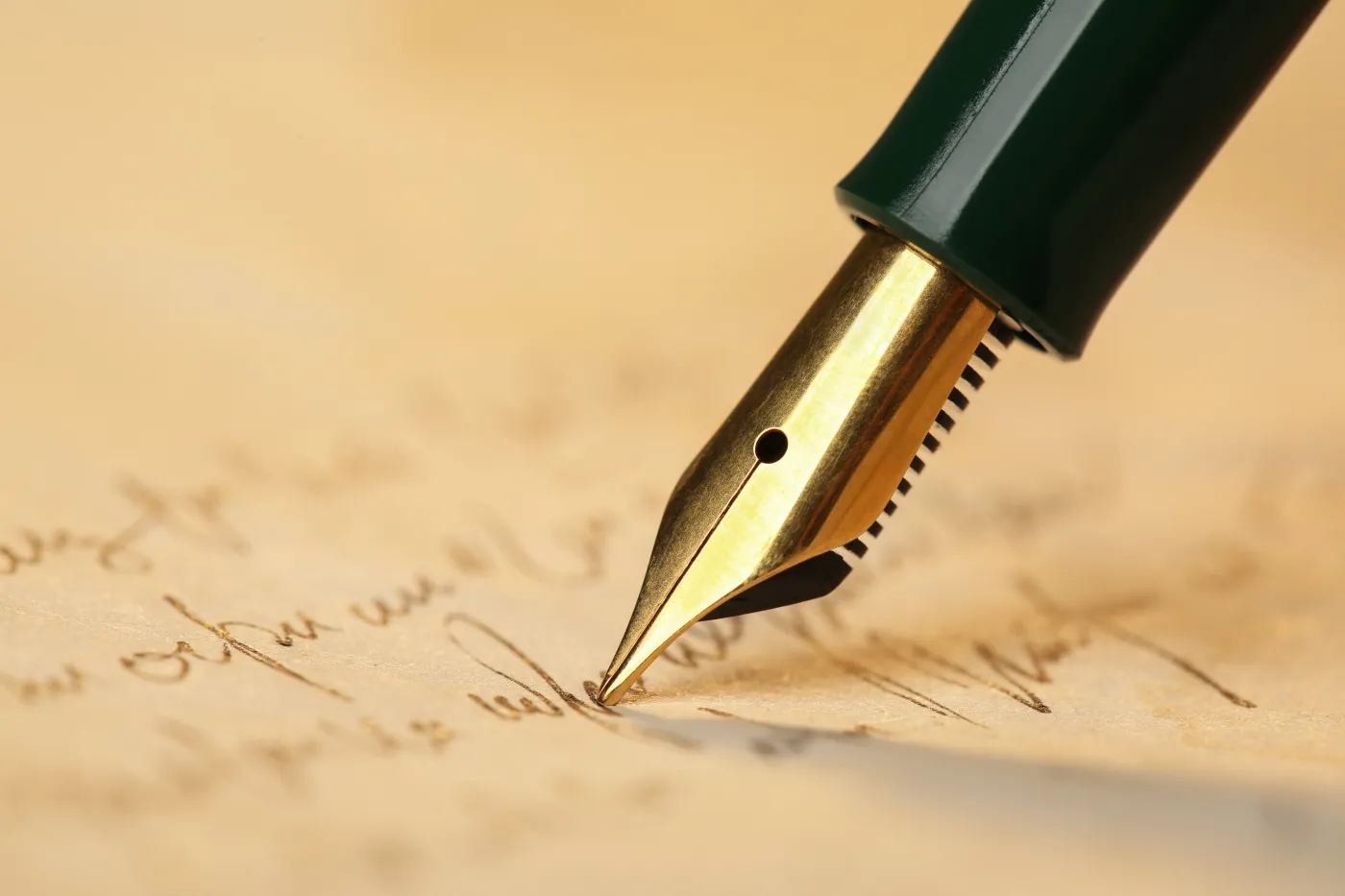 Writing,Letter,With,Beautiful,Fountain,Pen,,Closeup