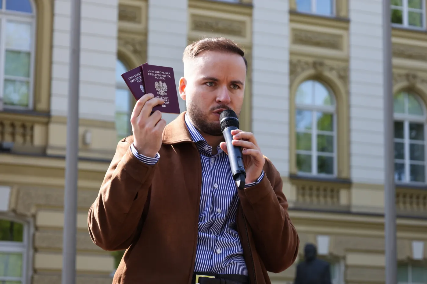 Protest ws. małżeństw jednopłciowych. "Wdrażaj wyroki, Tusku"