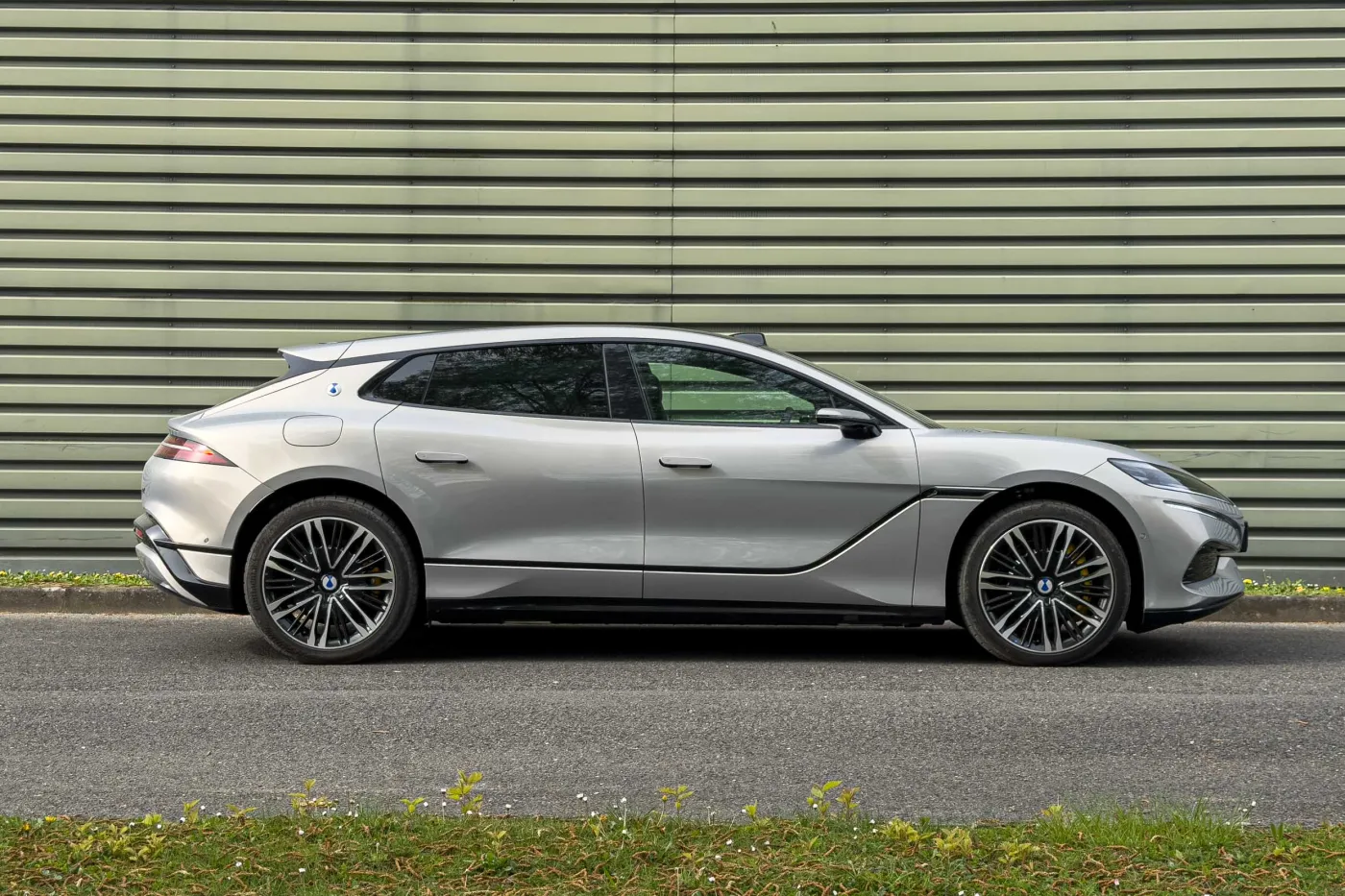 Denza Z9 GT