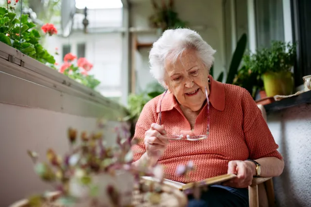 Bon senioralny to dobre rozwiązanie. Ekspert dostrzega także słabe punkty programu