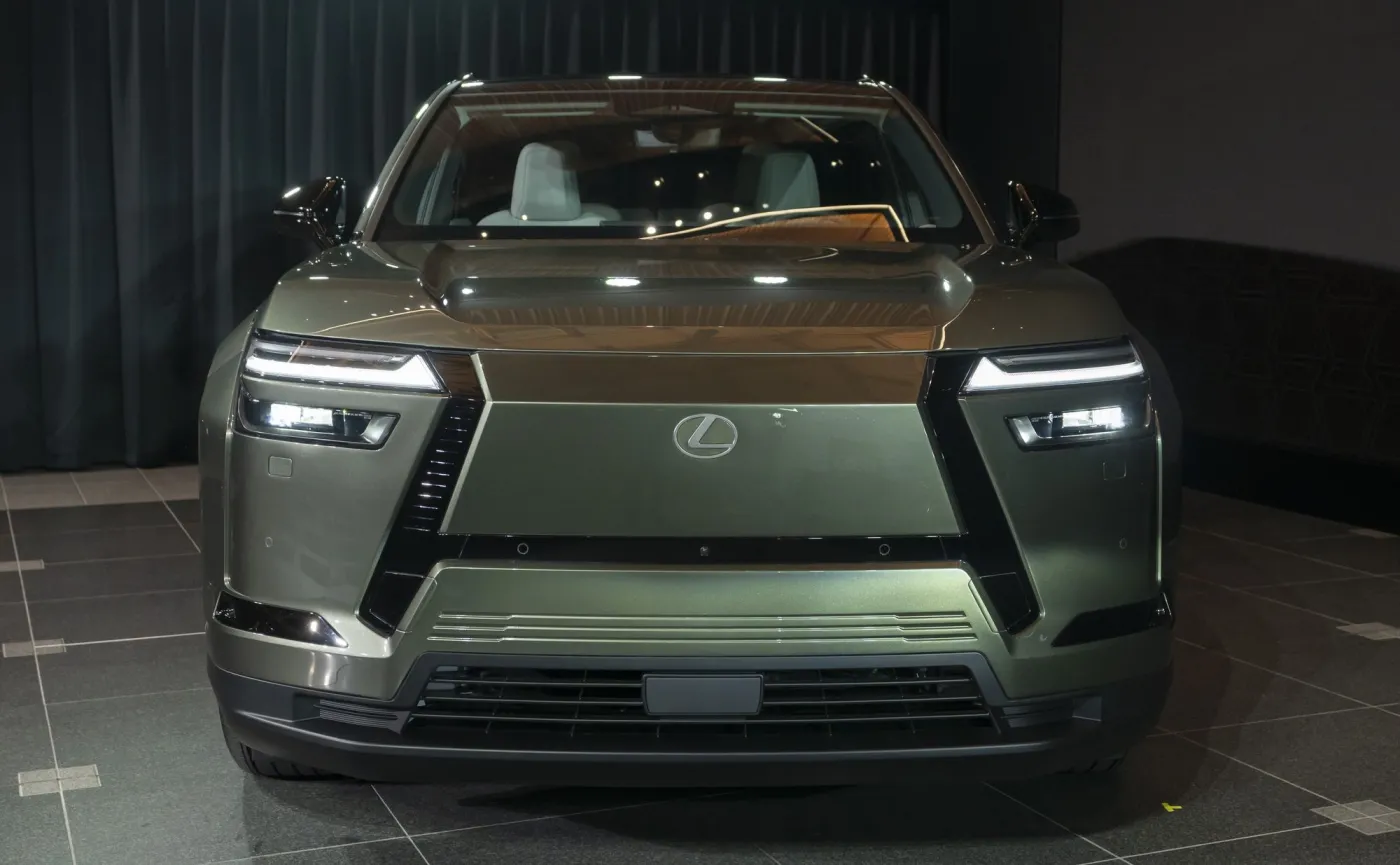Nowy Lexus TZ